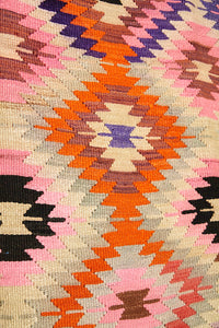 Vintage Anatolian Kilim  180x285 cm .