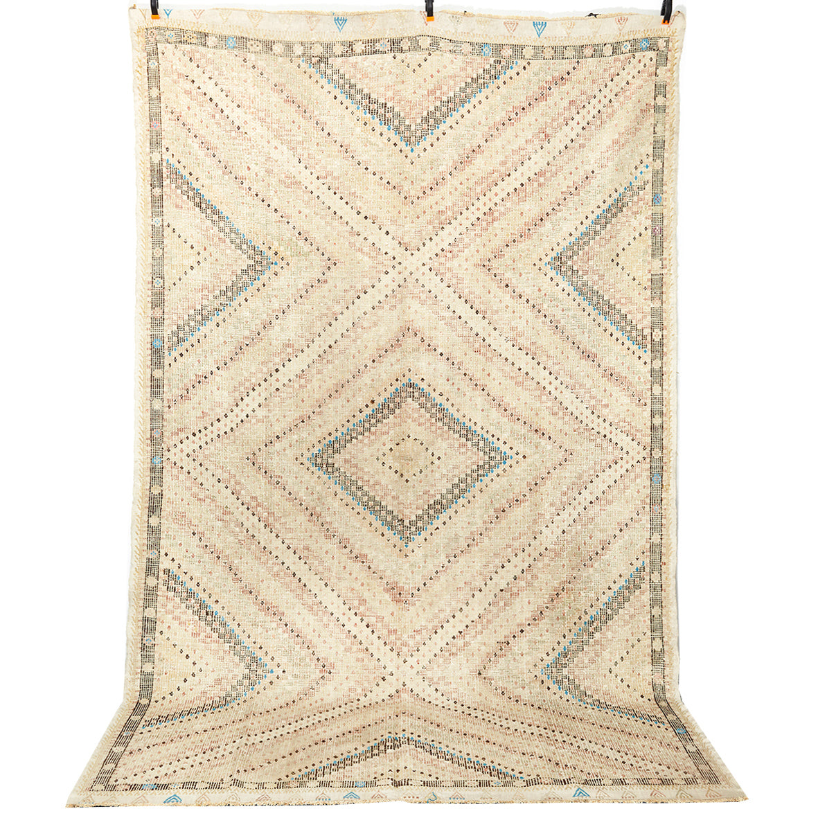 Vintage Anatolian Cicim Kilim  204x326 cm .